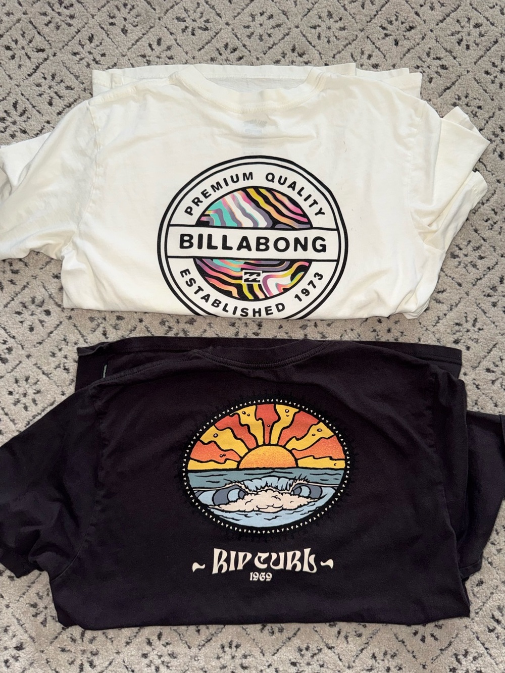 Mens Billabong and Rip Curl Graphic Tee Lot